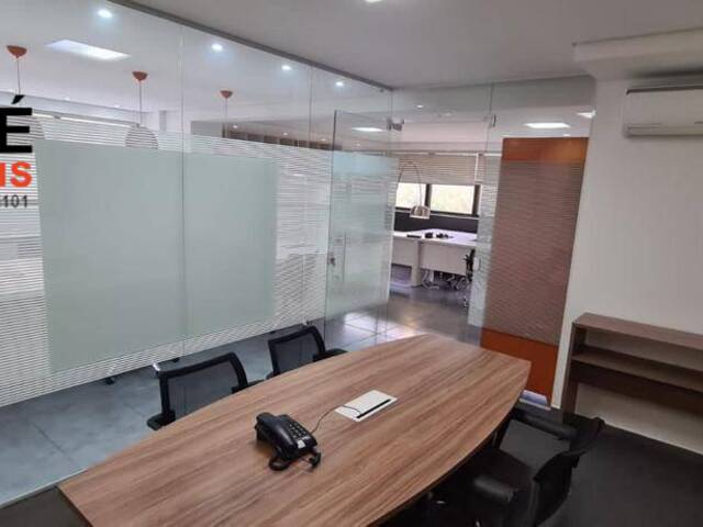 Sala para Venda em Cotia - 4