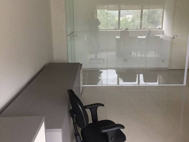 Sala para Venda em Cotia - 4